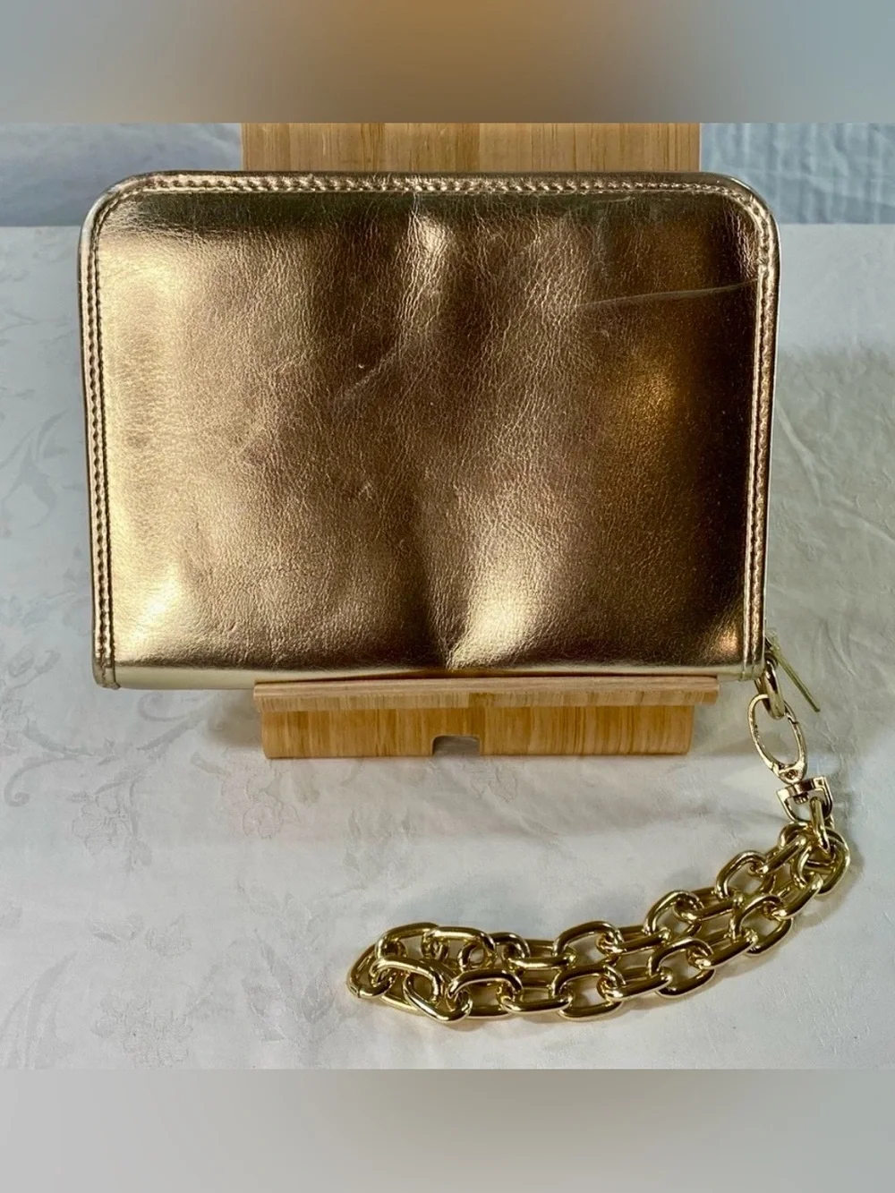 Versace Parfums Gold Metallic Zip-Around Wallet Clutch Wristlet Organiser wChain